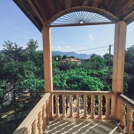 Guest House Metreveli Street 19 Khashuri 外观 照片