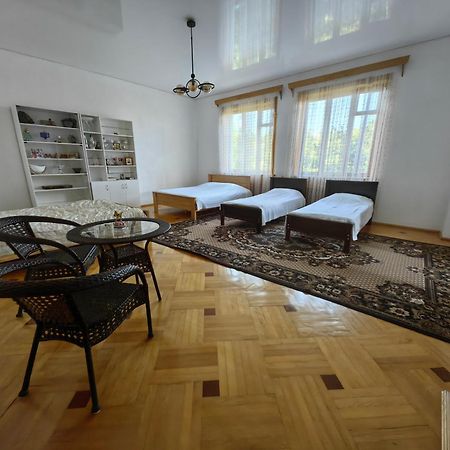 Guest House Metreveli Street 19 Khashuri 外观 照片