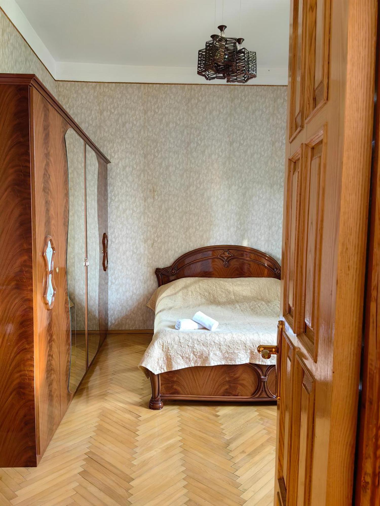 Guest House Metreveli Street 19 Khashuri 外观 照片